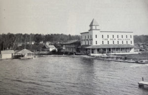 Historic photo of the New Walloon Hotel in the early 1900s.